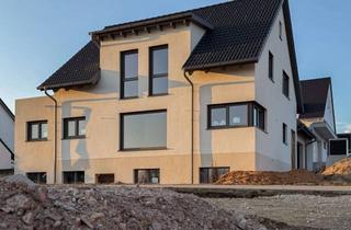 Haus kaufen in 91086 Aurachtal, Moderne Eleganz –Ihr Traumhaus wartet auf den letzten Schliff!