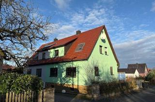 Doppelhaushälfte kaufen in 90522 Oberasbach, Doppelhaushälfte mit Doppelgarage und großzügigen Garten