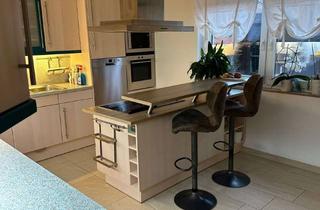 Haus kaufen in 97294 Unterpleichfeld, Attraktives und vollständig renoviertes 7-Zimer
