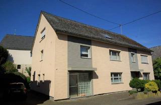 Mehrfamilienhaus kaufen in 56290 Dommershausen, Mehrfamilienhaus mit Garage, Garten und Nebengebäude in ruhiger Lage in Sabershausen