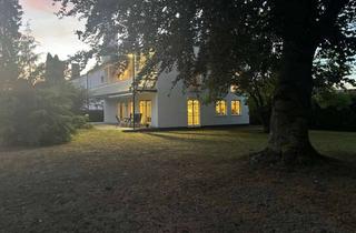 Villa kaufen in 86356 Neusäß, Herrschaftliches Familienhaus