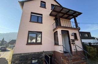 Einfamilienhaus kaufen in 56589 Niederbreitbach, Großes Einfamilienhaus mit südwestlicher Ausrichtung