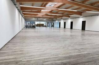 Gewerbeimmobilie kaufen in 94259 Kirchberg im Wald, Hochwertige 915 m2 Halle/Produktion Bj. 2017 mit 2.475 m2 Grund, Büro, Nebenräumen u. PV-Anlage!