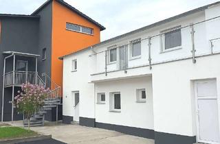 Anlageobjekt in Jourdanallee 20, 64546 Mörfelden-Walldorf, Mehrfamilienhaus mit großem Potenzial