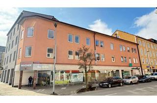 Anlageobjekt in Ludwigstraße, 83278 Traunstein, Großzügiges Stadthaus ohne Gewerbeeinheiten im Erdgeschoss, mit ausbaufähigen Dachgeschoss