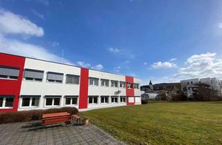 Büro zu mieten in Rodenbacher Straße 15, 35708 Haiger, Helles Büro in repräsentativem Geschäftshaus - Glasfaseranschluss, Seminarraum
