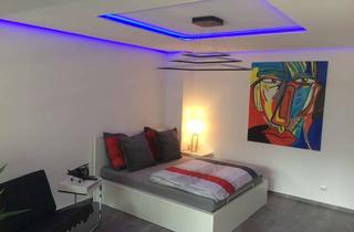 Immobilie mieten in Malstatter Markt, 66115 Saarbrücken, Kernsanierte Luxuswohnung mit Dachterrasse, Kamin und Sauna!