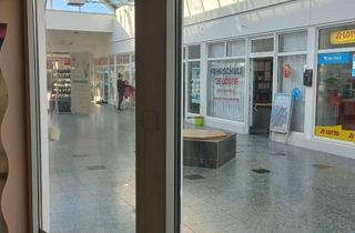 Geschäftslokal mieten in Merseburger Strasse 49, 06217 Beuna, Ladenzentrum, 721qm Einzelhandelsfläche nur € 3.00|qm €2100+Nk Geiseltal-Einkaufszentrum