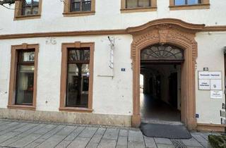 Büro zu mieten in Jüdenstraße 31/Gr.kalandstraße 28, 06667 Weißenfels, Gut Sichtbares Gewerbe Büro zu vermieten - Perfekte Lage für Ihr Business in der 'Geiger- Passage'!