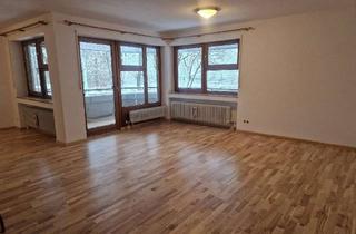 Wohnung mieten in 88400 Biberach, Gepflegte 3- Zimmer Altbau Wohnung in Biberach