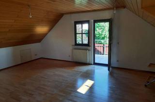 Wohnung mieten in 82269 Geltendorf, Schöne helle 3-Zimmer-DG-Wohnung mit geh. Innenausstattung mit Balkon und EBK
