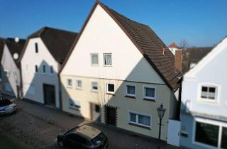 Doppelhaushälfte kaufen in Mühlenstraße 9B, 37688 Beverungen, Doppelhaushälfte in zentraler Lage von Beverungen