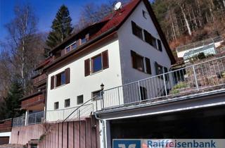 Einfamilienhaus kaufen in 75365 Calw, Freiheit in den eigenen vier Wänden! Geräumiges Familienparadies in schöner Lage.