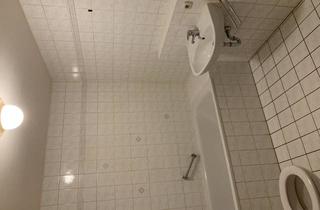 Wohnung mieten in 01640 Coswig, Gemütliche 2-Zimmerwohnung im Dachgeschoss mit Balkon und Tiefgaragenplatz in 1A-Wohnlage in Coswig