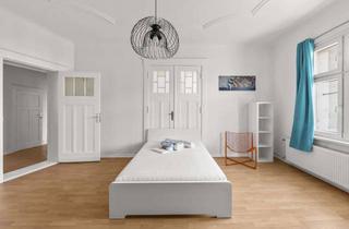 Immobilie mieten in Hermannstraße 233, 12049 Berlin, Zimmer Room 2- Hermannstraße