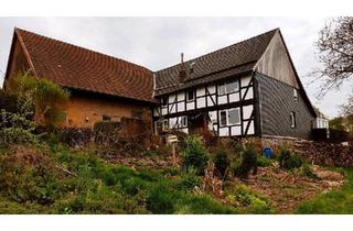 Bauernhaus kaufen in 37170 Uslar, Uslar - Ruhig gelegener Fachwerk-Resthof am Dorfrand mit Waldanteil