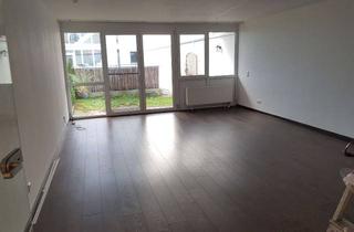 Wohnung mieten in Steinerstraße 13, 71672 Marbach, Exklusive, modernisierte 2-Zimmer-Erdgeschosswohnung mit Terasse+Garten und EBK in Marbach am Neckar
