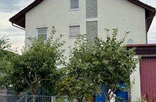 Wohnung kaufen in Amselstr. 22, 91334 Hemhofen, Sehr helle großzügige 4-Zimmer-Dachgeschosswohnung mit großem Garten in Zeckern
