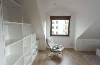 Wohnung mieten in Am Ring 13, 71686 Remseck, Modernes Möbliertes Zimmer mit großen Balkon in einer 5er WG