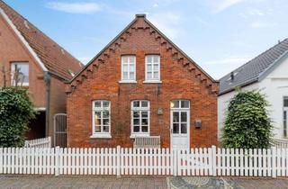 Haus kaufen in 26548 Norderney, Schönes saniertes Kapitänshaus in ruhiger Seitenstraße