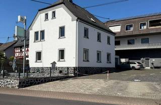 Wohnung mieten in 56414 Obererbach, Wohnung Altbau DG inkl. Küche, Charme trifft modernes Wohn-Gefühl – Deine Wohlfühl-Oase im Westerwal