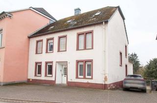 Mehrfamilienhaus kaufen in 54292 Ruwer, Ein- oder Mehrfamilienhaus mit potenziellem Bauland!