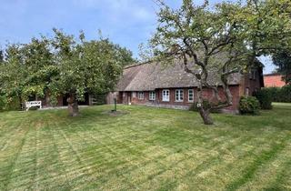 Haus kaufen in 24395 Rabenholz, Denkmalschutz: Charmantes Reetdachhaus aus ca. dem Jahr 1790 in Rabenholz