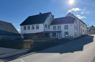 Haus kaufen in 54552 Mehren, ***Zentral gelegene Immobilie mit Gestaltungspotenzial! (2 Wohneinheiten)***