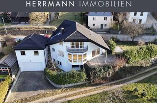 Villa kaufen in 73547 Lorch, Großzügige Architekten-Villa mit Einliegerwohnung und 4 Garagenstellplätzen in Lorch Rattenharz