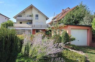 Wohnung kaufen in 68794 Oberhausen-Rheinhausen, Helle attraktive Dachgeschoss-Wohnung mit Balkon, Garten & 2 PKW Stellplätzen in ruhiger Wohnlage !