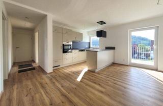 Wohnung kaufen in 72479 Straßberg, Wohnung mit großem Balkon in Straßberg