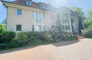 Wohnung kaufen in Finckensteinallee 151a, 12205 Lichterfelde, IHR NEUES ZUHAUSE! FRISCH RENOVIERTE 3-ZIMMER-WOHNUNG MIT HERRLICHEM AUSBLICK I PROVISIONSFREI