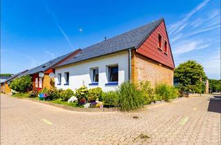 Haus kaufen in 27498 Helgoland, Helgoland: Vermietetes Wohnhaus mit zwei Einheiten