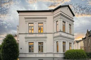 Villa kaufen in 32756 Detmold, Einzigartige Stadtvilla mit Loft-Charakter!