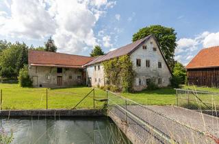 Bauernhaus kaufen in 86179 Haunstetten, Historisches Bauernhaus auf einzigartigem Grundstück in Augsburg-Haunstetten