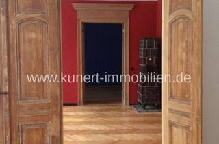 Wohnung kaufen in 06108 Halle, Beste Wohnlage im Mühlwegviertel - 5-Raum-Wohnung mit Balkon im 1. OG eines Mehrfamilienhauses