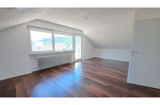Wohnung kaufen in 73312 Geislingen, Helle, gemütliche 2 Zimmer Dachgeschosswohnung mit sonnigem Balkon!