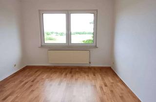 Wohnung mieten in Ebereschenweg, 18510 Wittenhagen, Familienfreundliche 3-Zimmer-Wohnung mit Wannenbad in Abtshagen