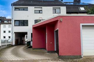 Anlageobjekt in 52146 Würselen, Attraktives Wohn.- Geschäftshaus mit 4 Einheiten in guter Lage von 52146 Würselen