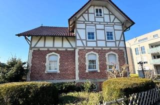 Villa kaufen in 36199 Rotenburg, Jugendstilvilla als Kapitalanlage oder Eigenheim im Herzen von Rotenburg
