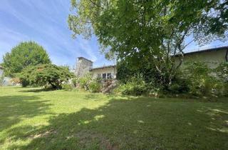 Haus kaufen in 63872 Heimbuchenthal, Schickes Wohnhaus im Bungalow-Stil mit riesigem Garten und Grundstückspotential