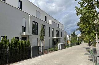 Wohnung mieten in Bahnhofplatz 18, 82110 Germering, Exklusive 4-Raum-DG-Wohnung, gehobene Innenausstattung, Einbauküche in Germering