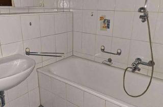 Wohnung kaufen in Bruckstraße 96, 46519 Alpen, Provisionsfrei* Gr. 3-Zi.-Wohnung f. Handwerker, bezugsfrei. mit Garage!