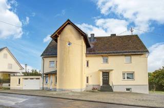 Haus kaufen in Löhstraße / A, 57578 Elkenroth, Interessantes Zweifamilienhaus im Doppelhaustil! Ansprechende Kombination aus zwei Baugenerationen!