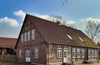 Bauernhaus kaufen in Schulstraße, 29355 Beedenbostel, Beedenbostel: Bauernhaus mit Einliegerwohnung und Nebengebäuden auf großem Grundstück mit Bauoption