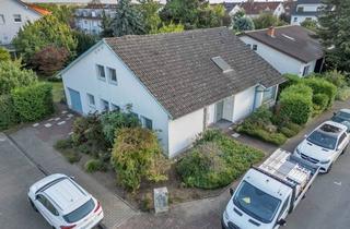 Haus kaufen in Konrad-Adenauer-Straße 70, 76287 Rheinstetten, Freistehendes EFH mit Potenzial und großem Grundstück in ruhiger Lage in Forchheim!