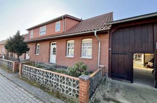 Einfamilienhaus kaufen in Salchauer Straße, 39638 Gardelegen, Geräumiges Einfamilienhaus mit außenreichend Nebengebäude für Hobby oder Gewerbe
