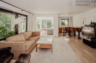 Haus kaufen in 96482 Ahorn, Beeindruckendes Walmdachhaus mit Blick ins Grüne und Tiefgarage