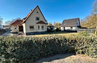 Haus kaufen in 15537 Erkner, Erkner - Grundstück mit 2 Häusern
