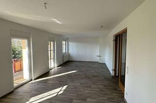 Wohnung mieten in Ruhlander Str. 96, 01987 Schwarzheide, Einmaliger Familientraum! - 7 Zimmer auf drei Etagen 2 Balkone und Garten mit Terrasse